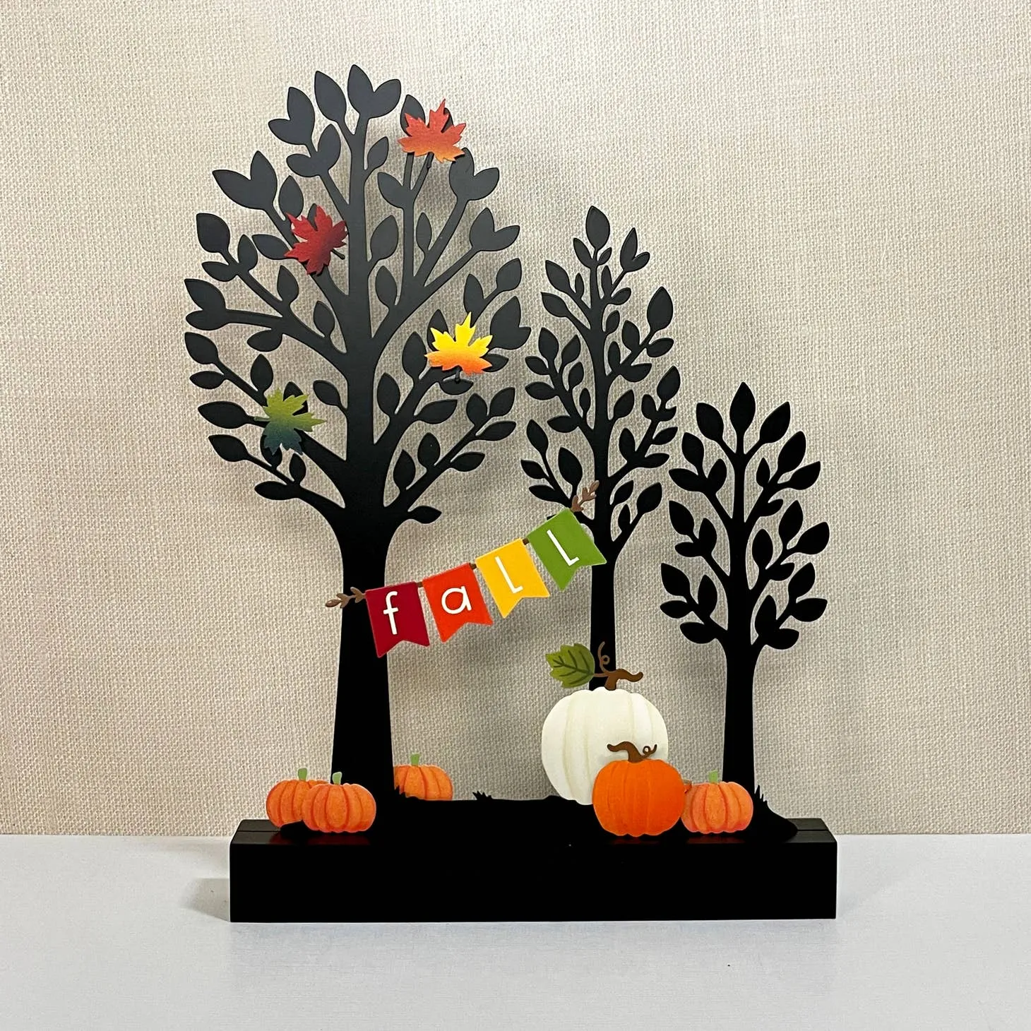 Pumpkin w/ Foldover Magnet