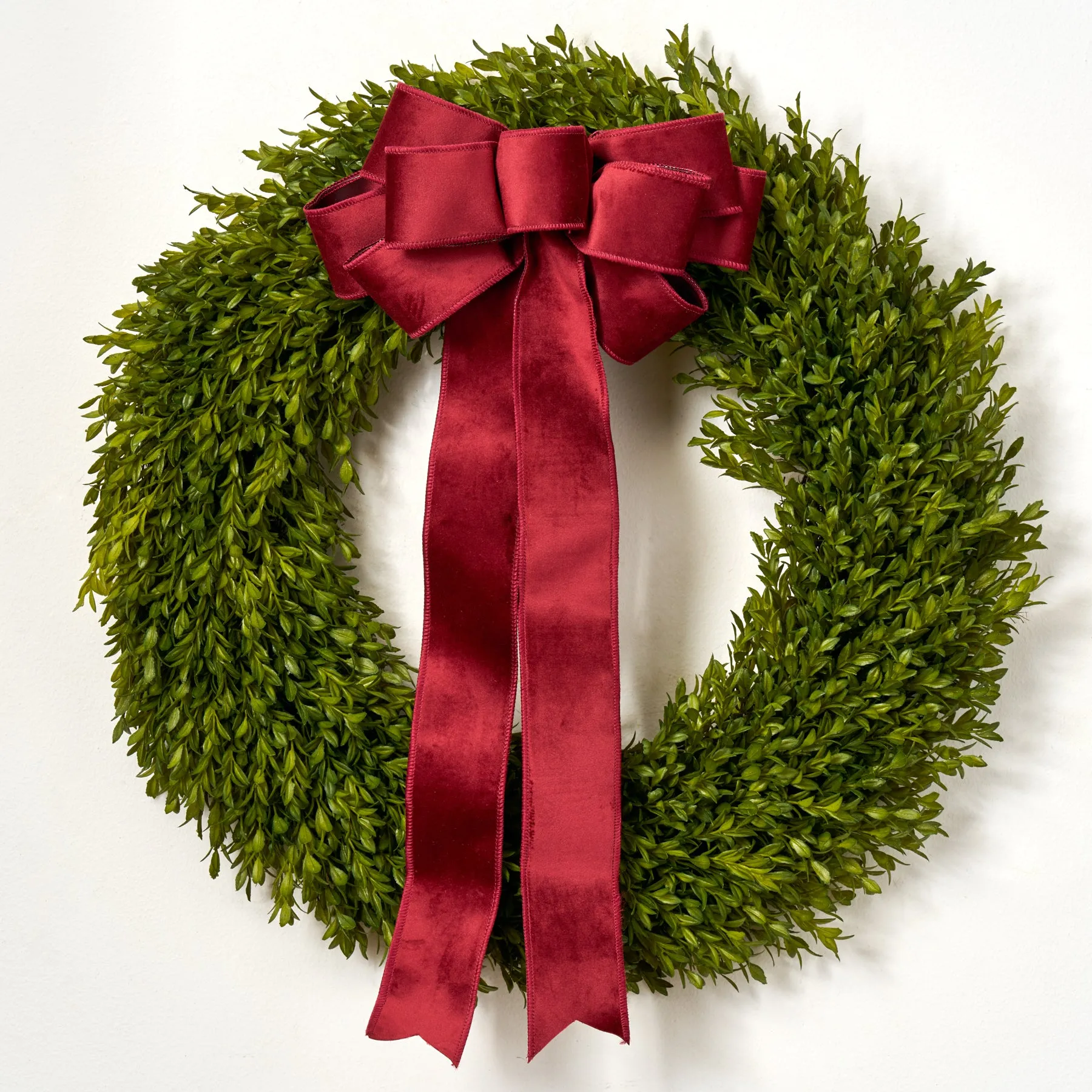 Realistic Boxwood Everyday All Seasons 24" Outdoor Greenery Christmas Wreath - 5 Holiday Bow Options